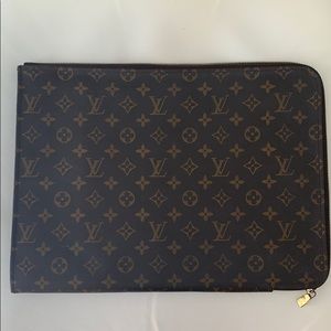 Louis Vuitton Laptop/Document Holder